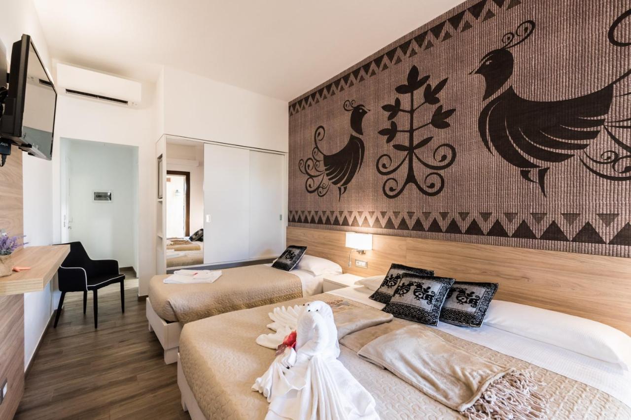 Relais Del Borgo- Domo Hotel Porto San Paolo  Exterior foto