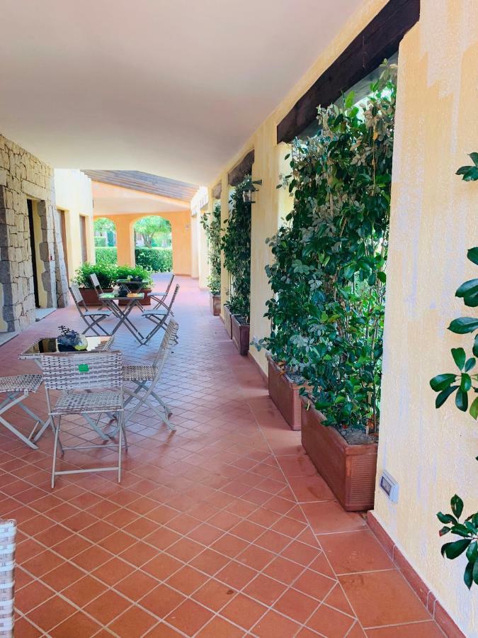 Relais Del Borgo- Domo Hotel Porto San Paolo  Exterior foto